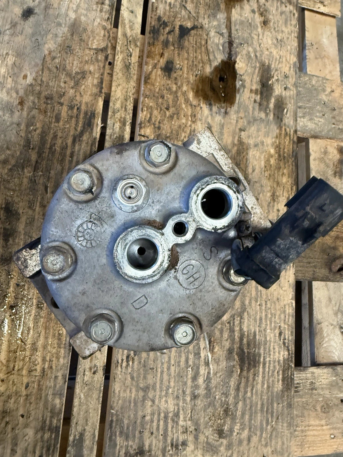 96-02 Dodge Ram 2500 Ac Compressor Air Conditioner Pump Assembly 5.9l Cummins